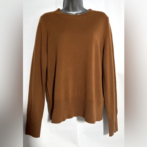 J. Crew Sweaters - NWOT J Crew Cashmere Sweater!!!